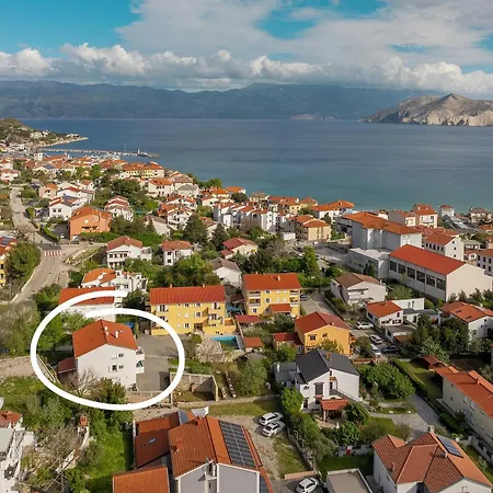 Apartmán Robert With Terrace *