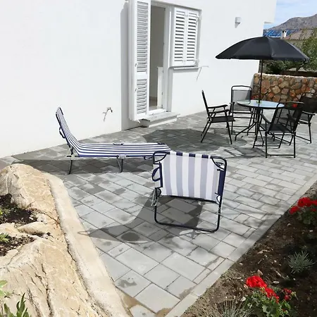Robert With Terrace Baska (Krk)