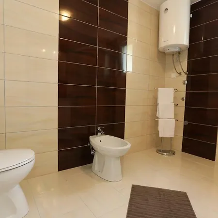 Apartment Robert With Terrace Baska (Krk)