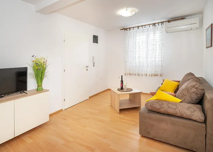 Appartement Robert With Terrace *